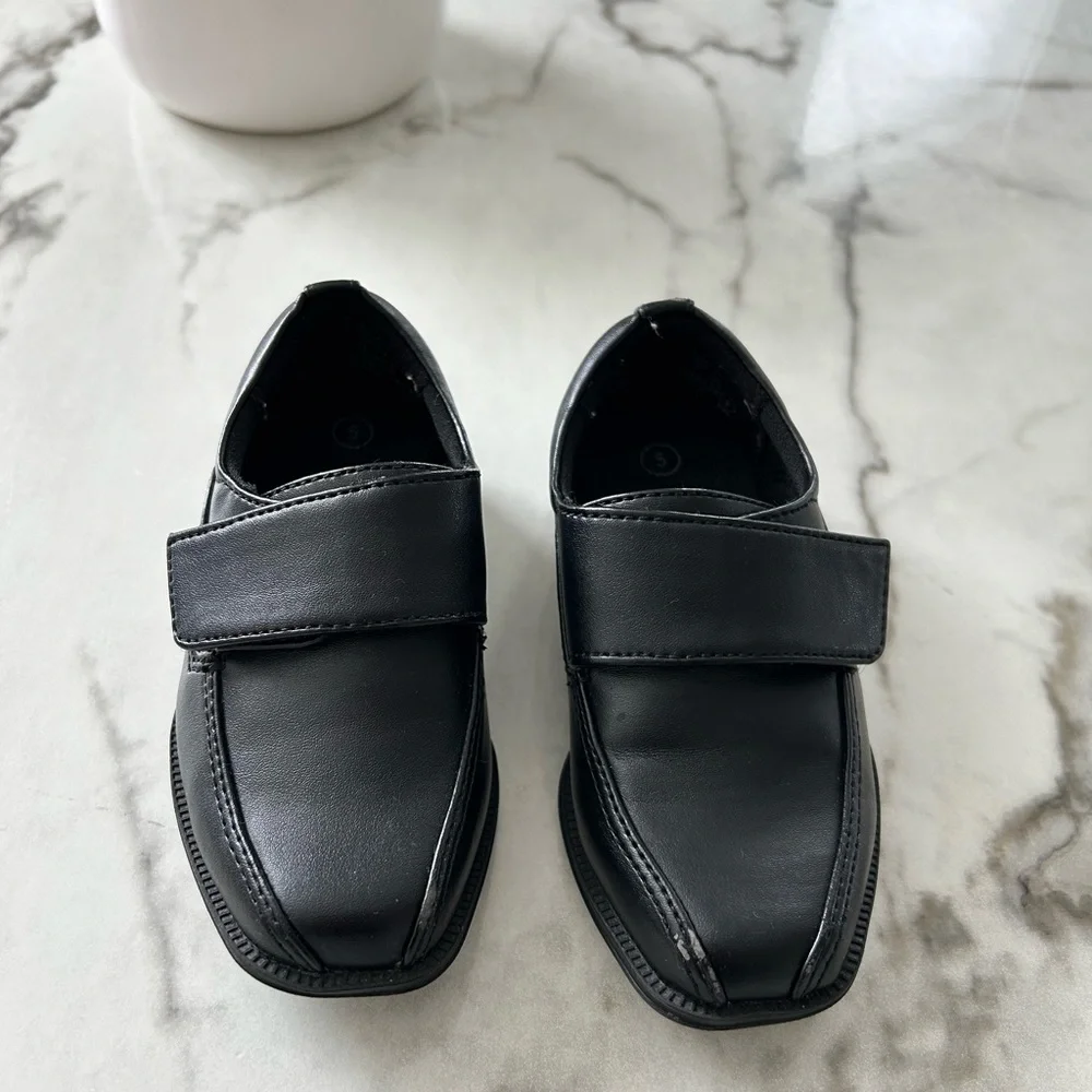 Toddler dress shoes